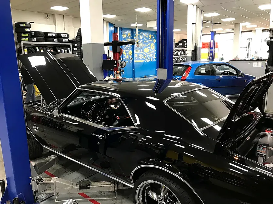 Hunter wheel alignment at Park Royal Tyre & Alignment Centre
